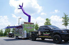 Sweet Monkey Frozen Yogurt & CupcakesTruck