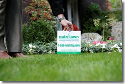 NutrLawn Sign