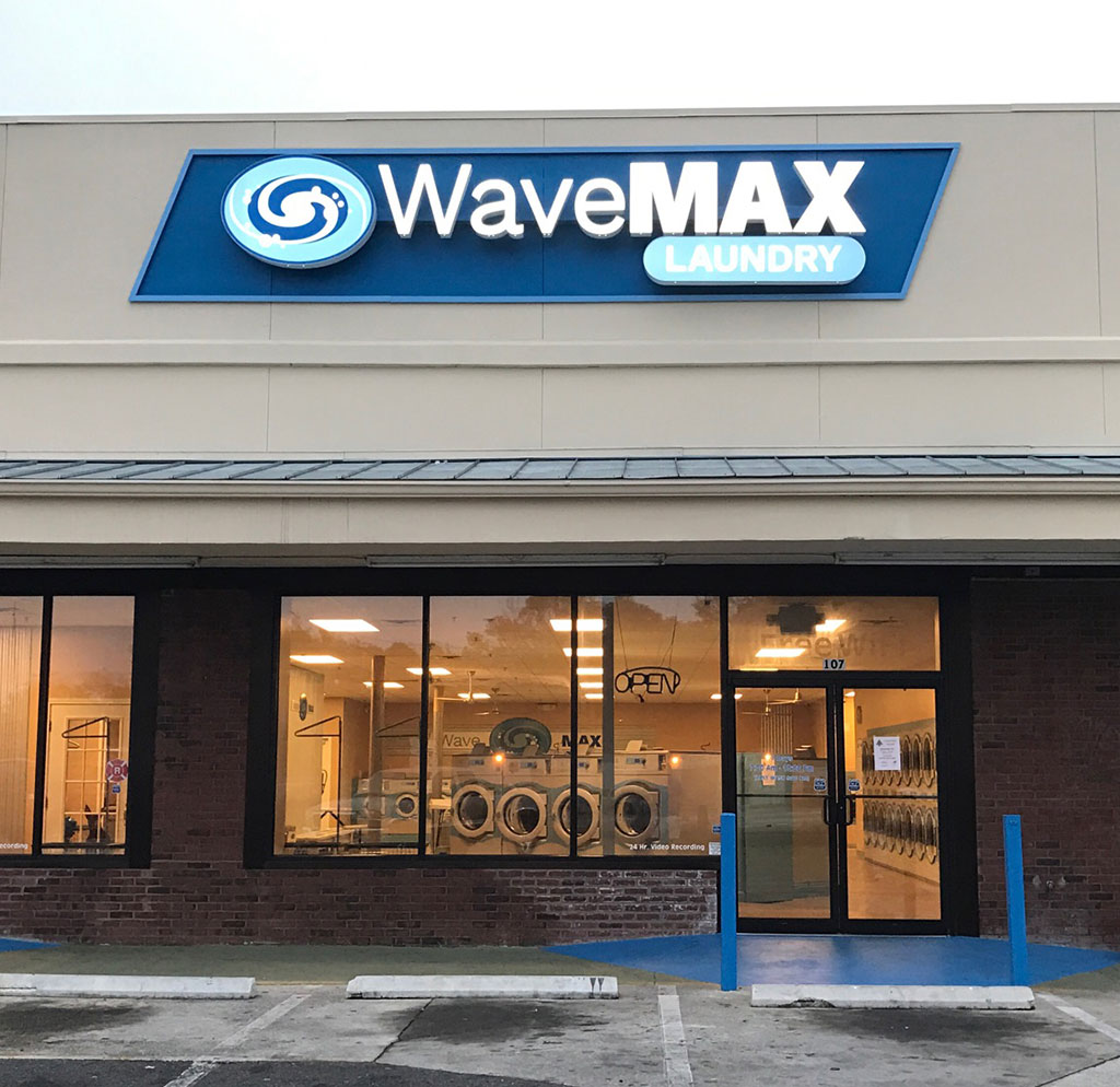 WaveMAX store front